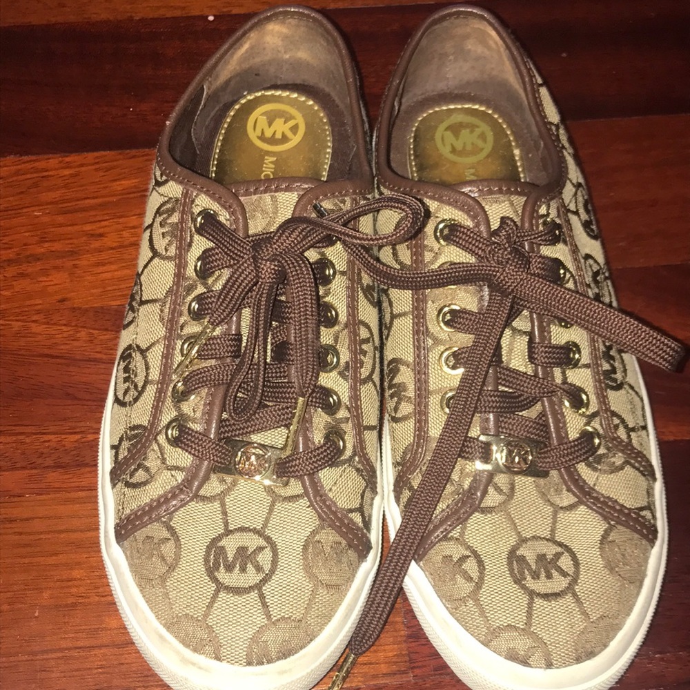 Hardly worn Michael Kors sneakers